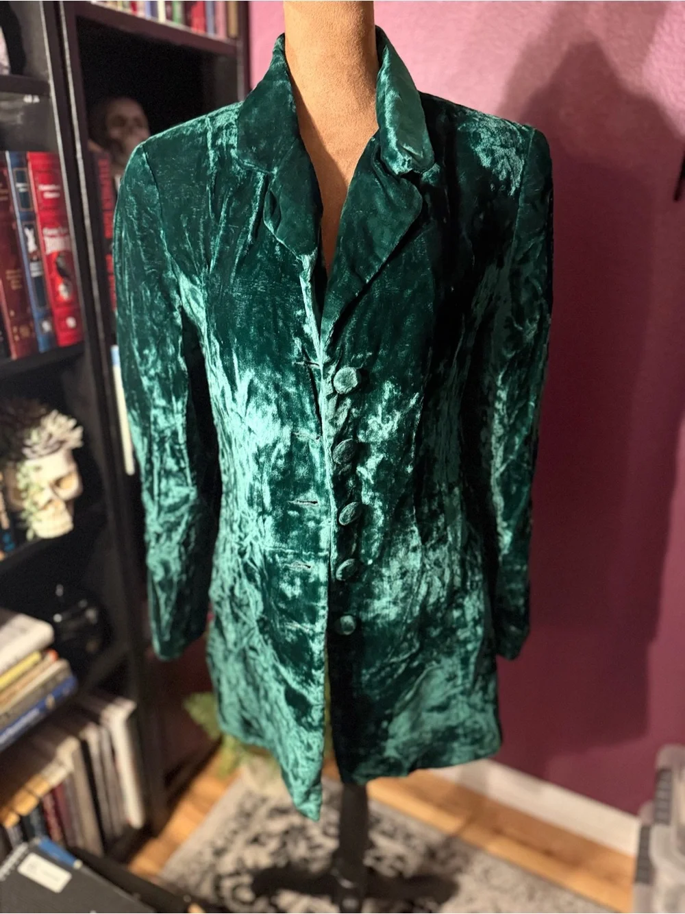 Luxurious Emerald Green long crushed Velvet Blazer- vintage goth vampire